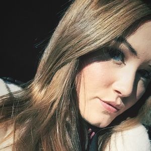 Meet your Posher, Annie